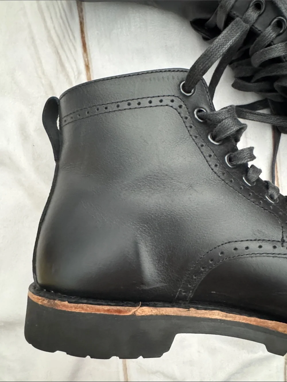 Men’s Broken Homme leather ankle boots